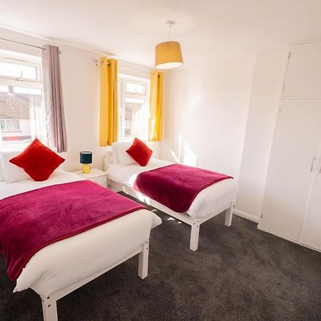 Spring House With Private Parking Villa Canterbury Eksteriør bilde
